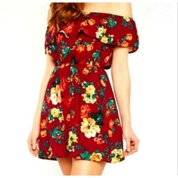 FLORAL RUFFLED OFF THE SHOULDER DRESS sz Medium - Picture 1 of 3